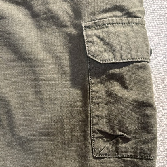 Eddie Bauer Khaki Green Mini Skirt Size 10 - Picture 5 of 9